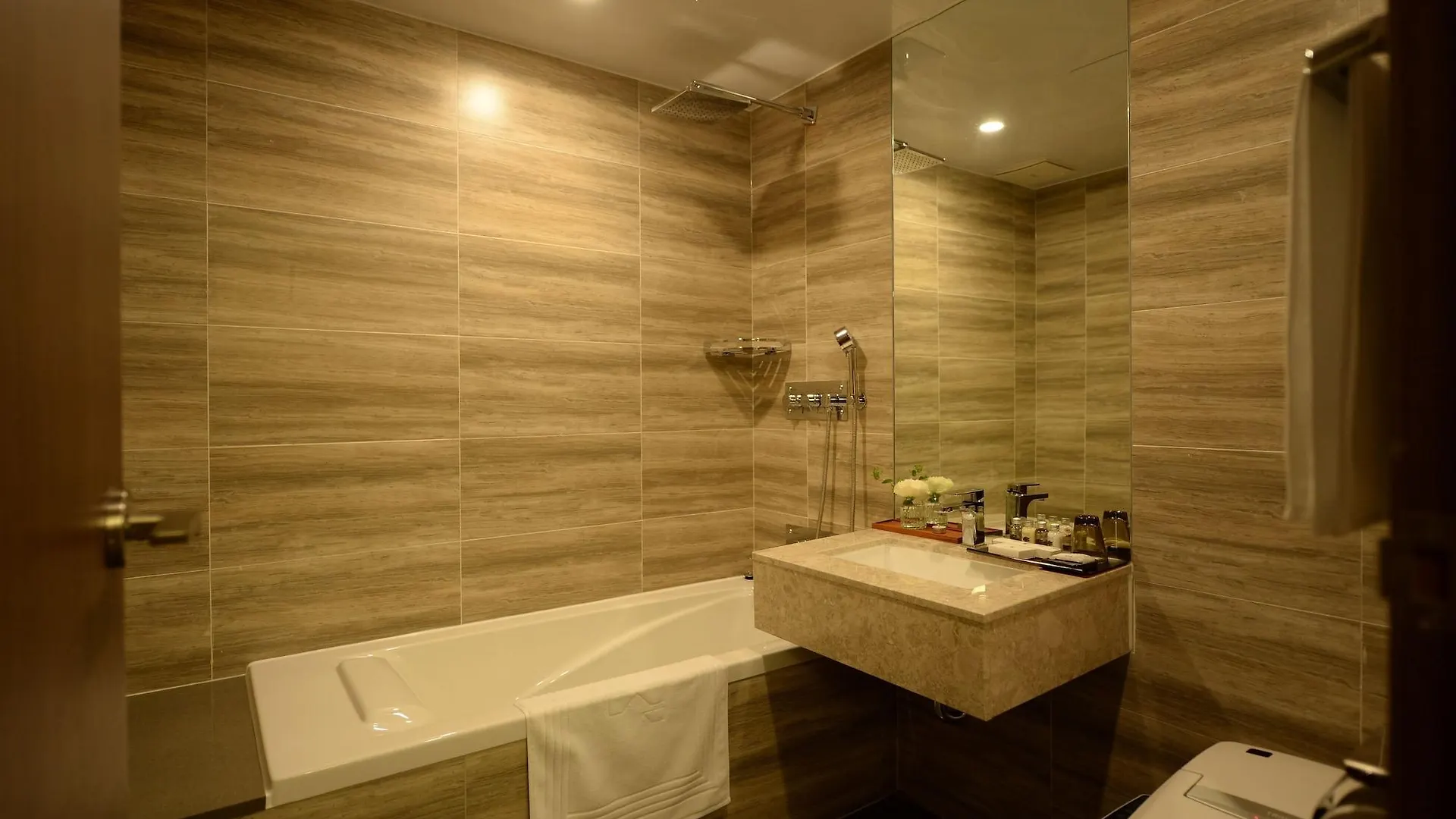 Busan Business Hotel