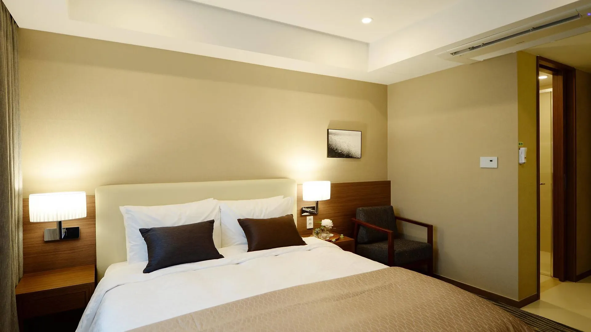 Busan Business Hotel