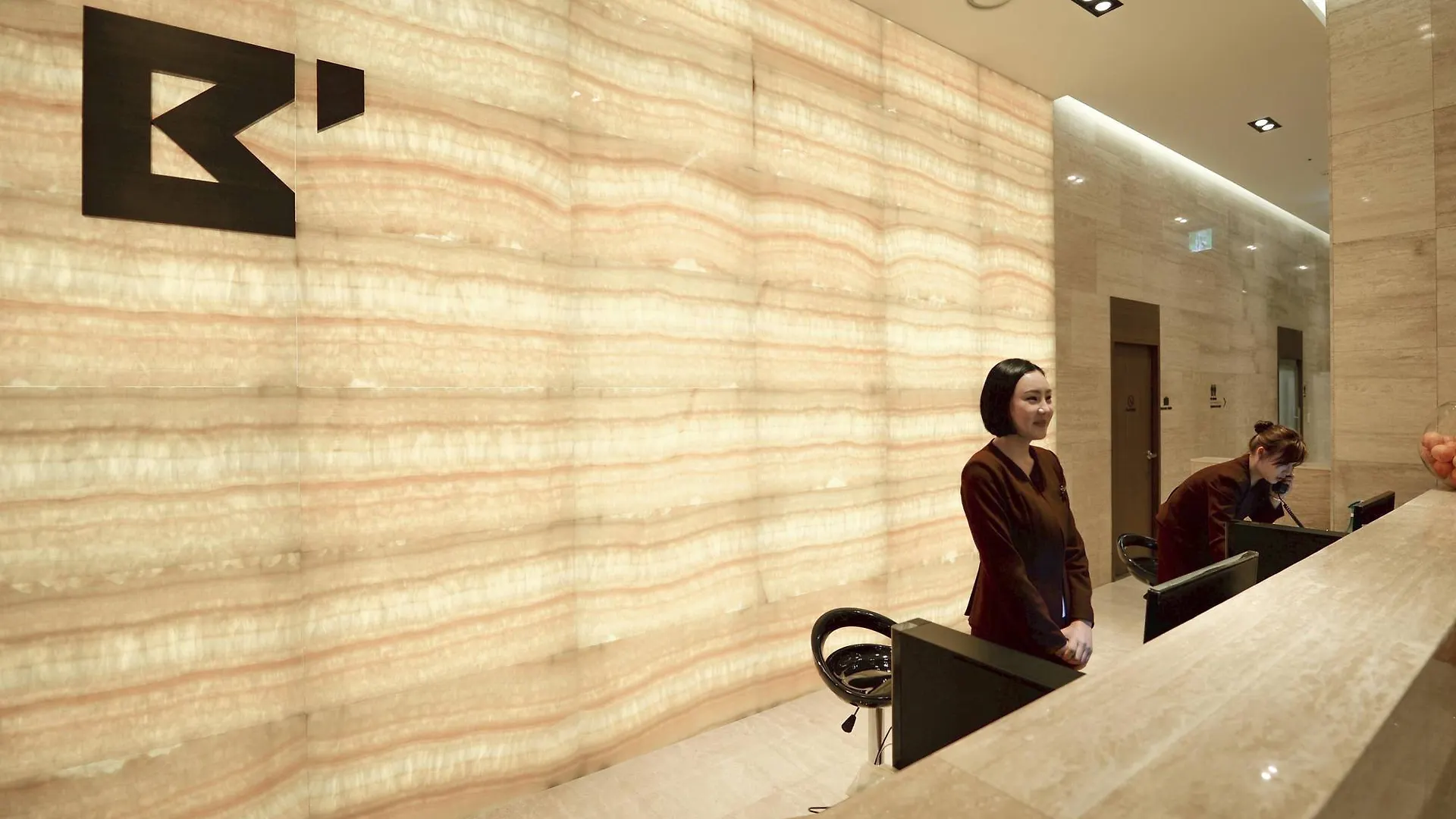 Busan Business Hotel 3*,