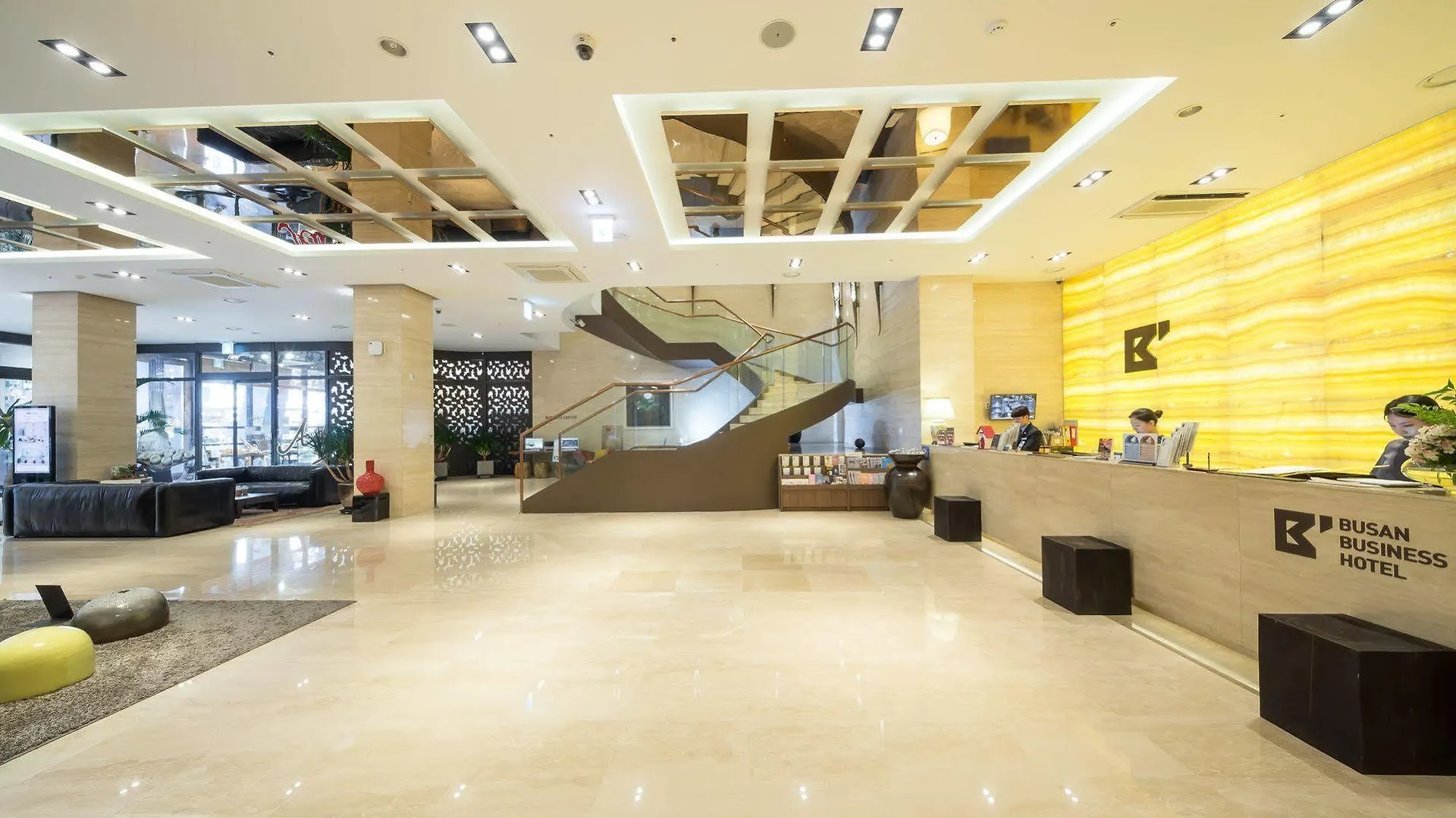 Busan Business Hotel 3*,